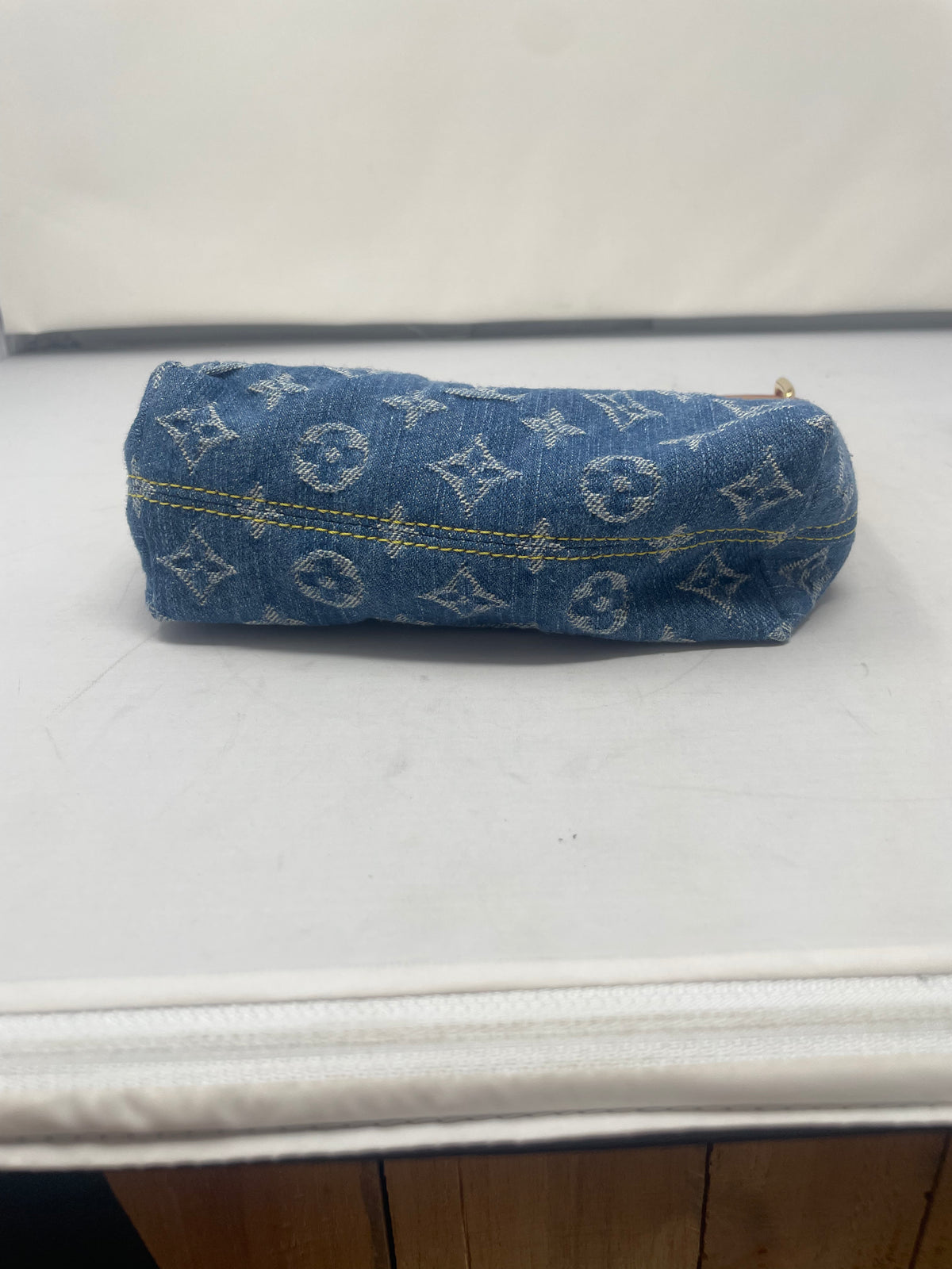 Louis Vuitton Blue Denim Pochette Hills