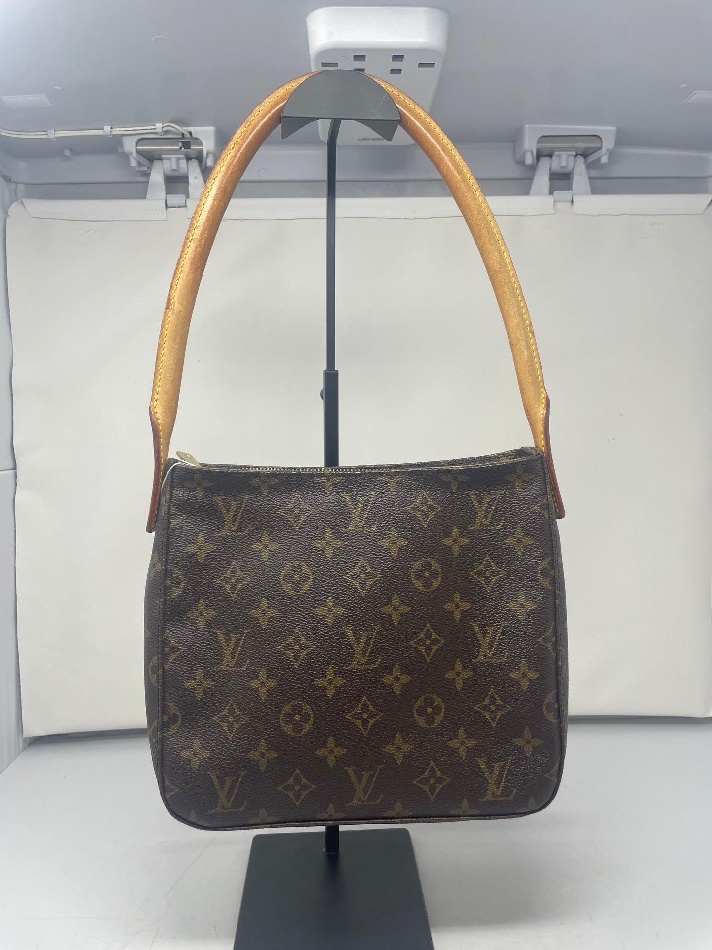Louis Vuitton Looping bag