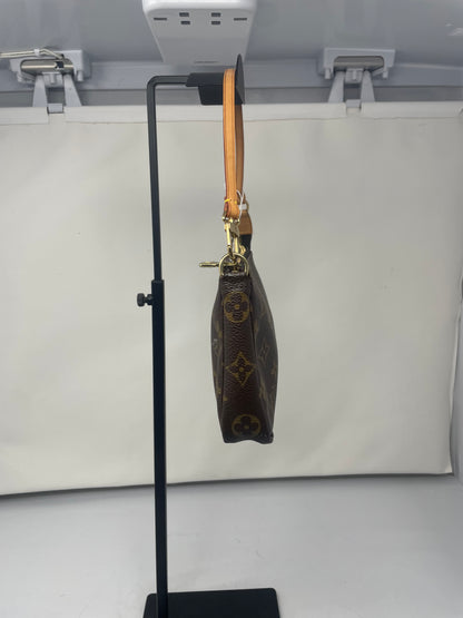 Louis Vuitton Monogram Pochette