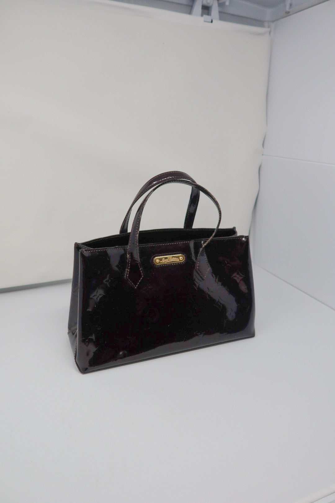 Louis Vuitton Monogram Vernis Wilshire