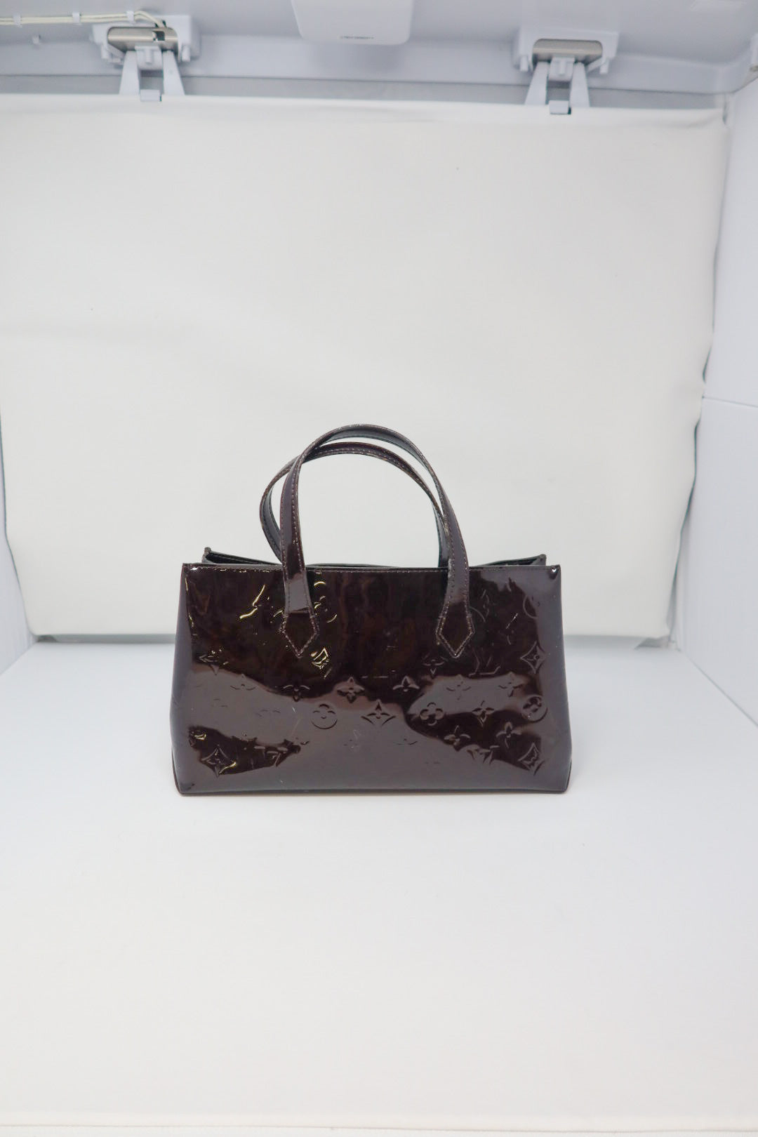 Louis Vuitton Monogram Vernis Wilshire