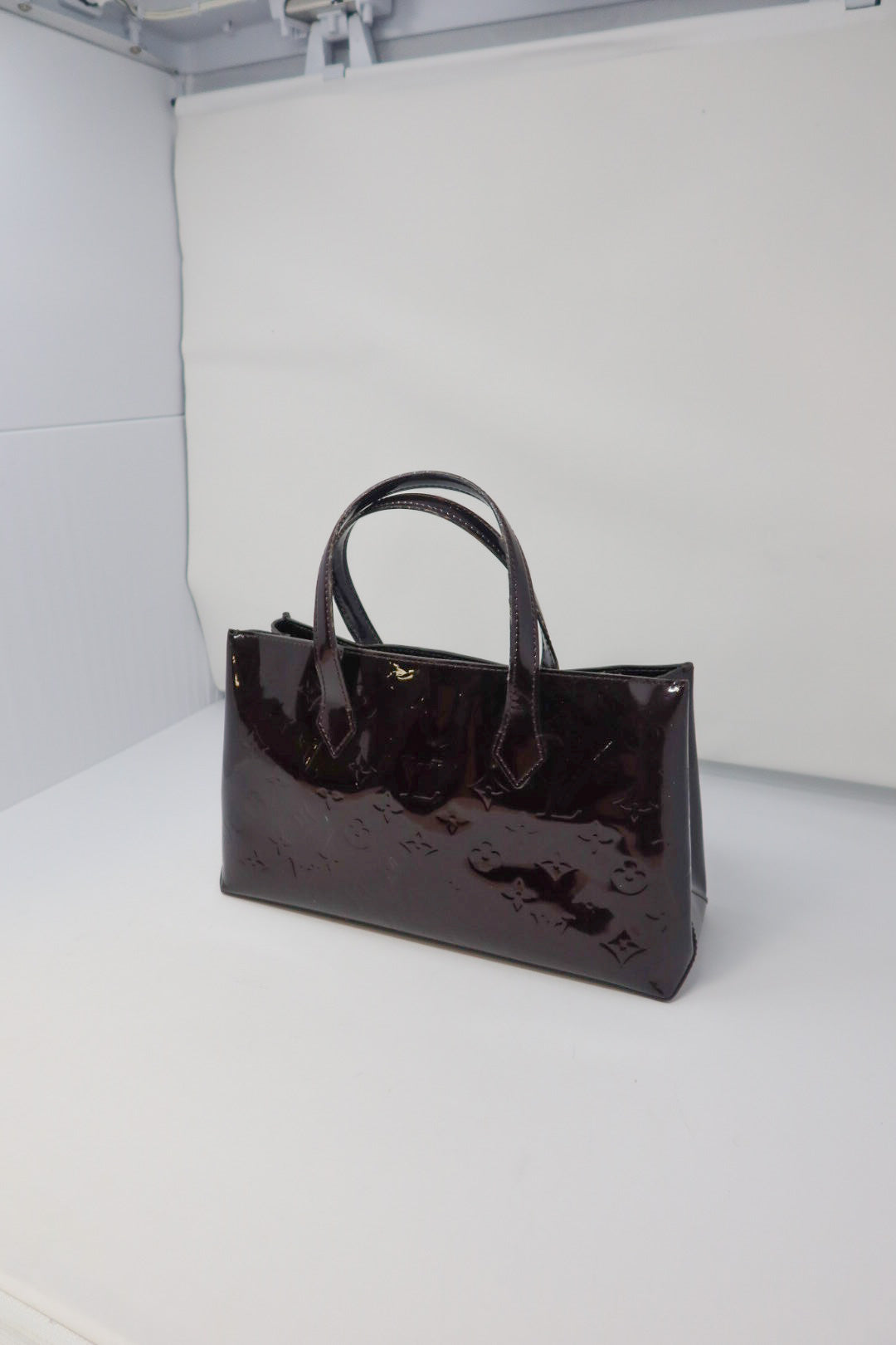 Louis Vuitton Monogram Vernis Wilshire