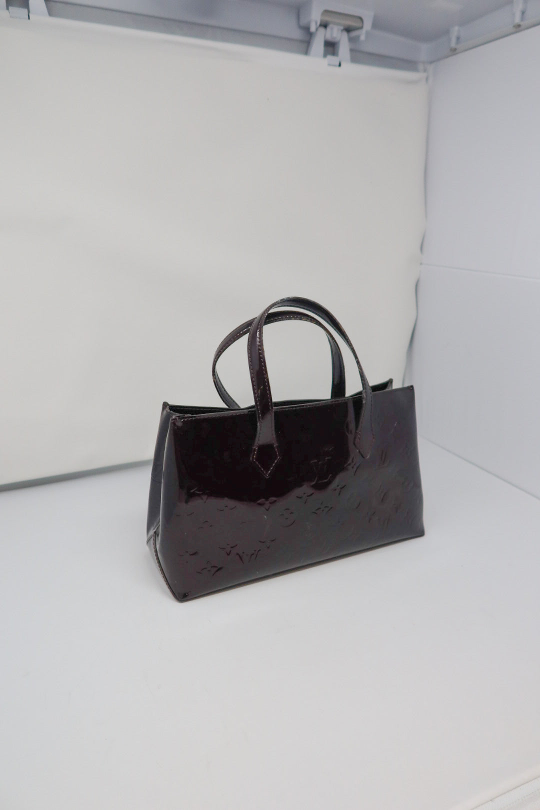 Louis Vuitton Monogram Vernis Wilshire