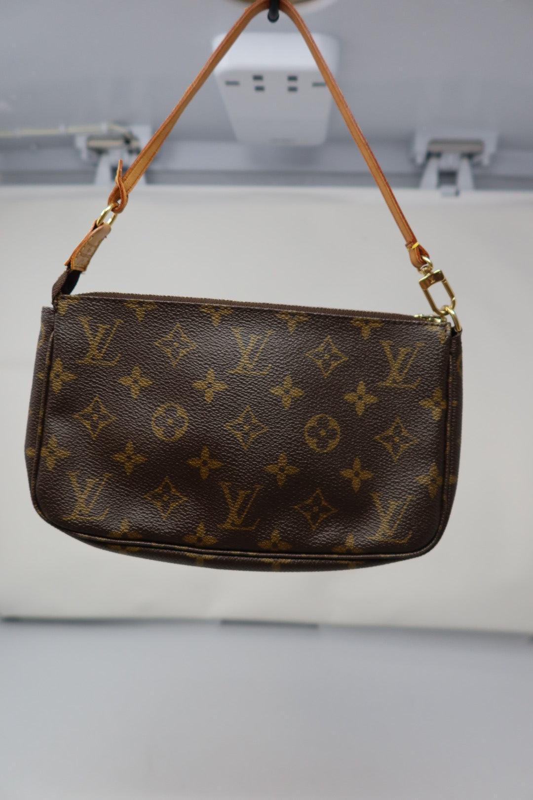 Louis Vuitton Monogram Pochette (comes with original duster)