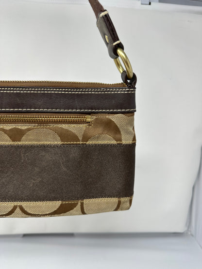 Coach Monogram Pochette
