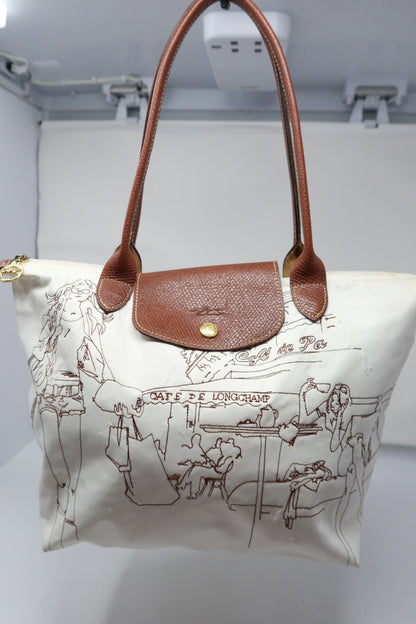 [RARE] White Embroidered Longchamp Tote - Under $300