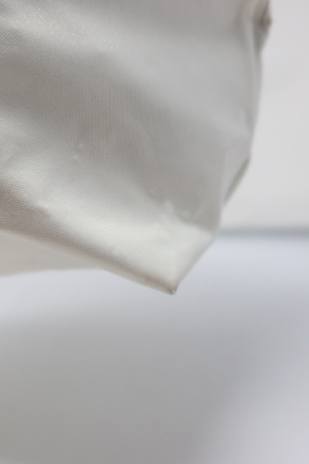 [RARE] White Embroidered Longchamp Tote - Under $300