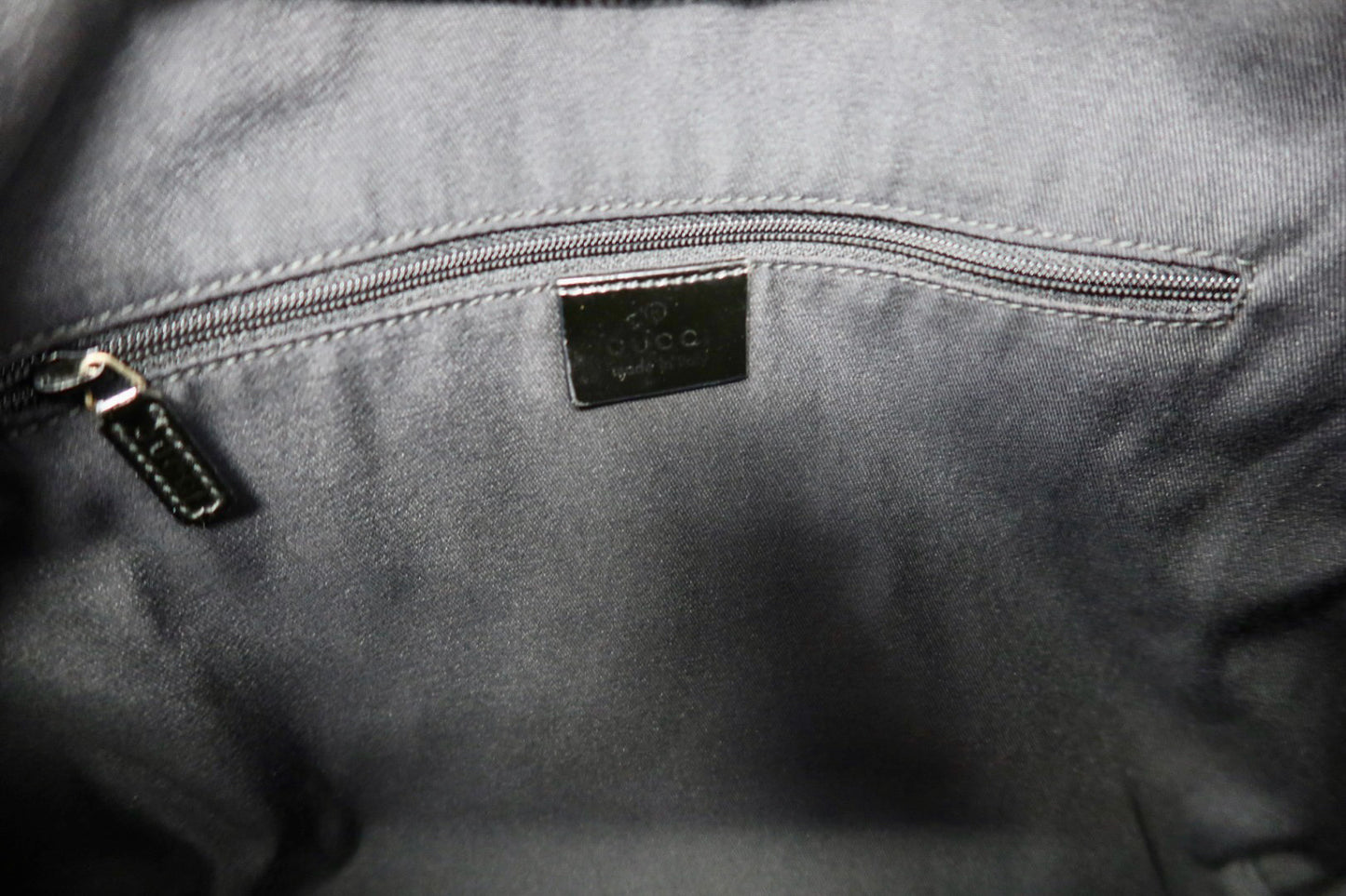 Gucci GG Canvas Abbey Black