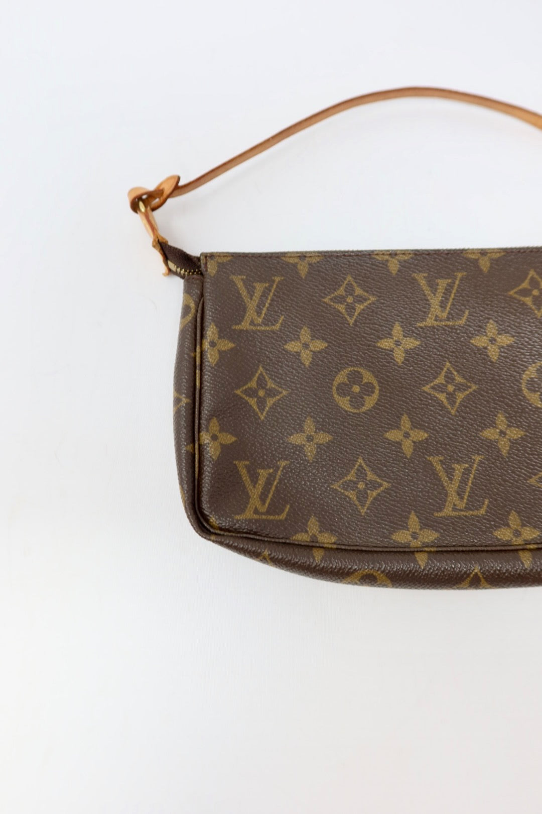 Louis Vuitton Monogram Pochette