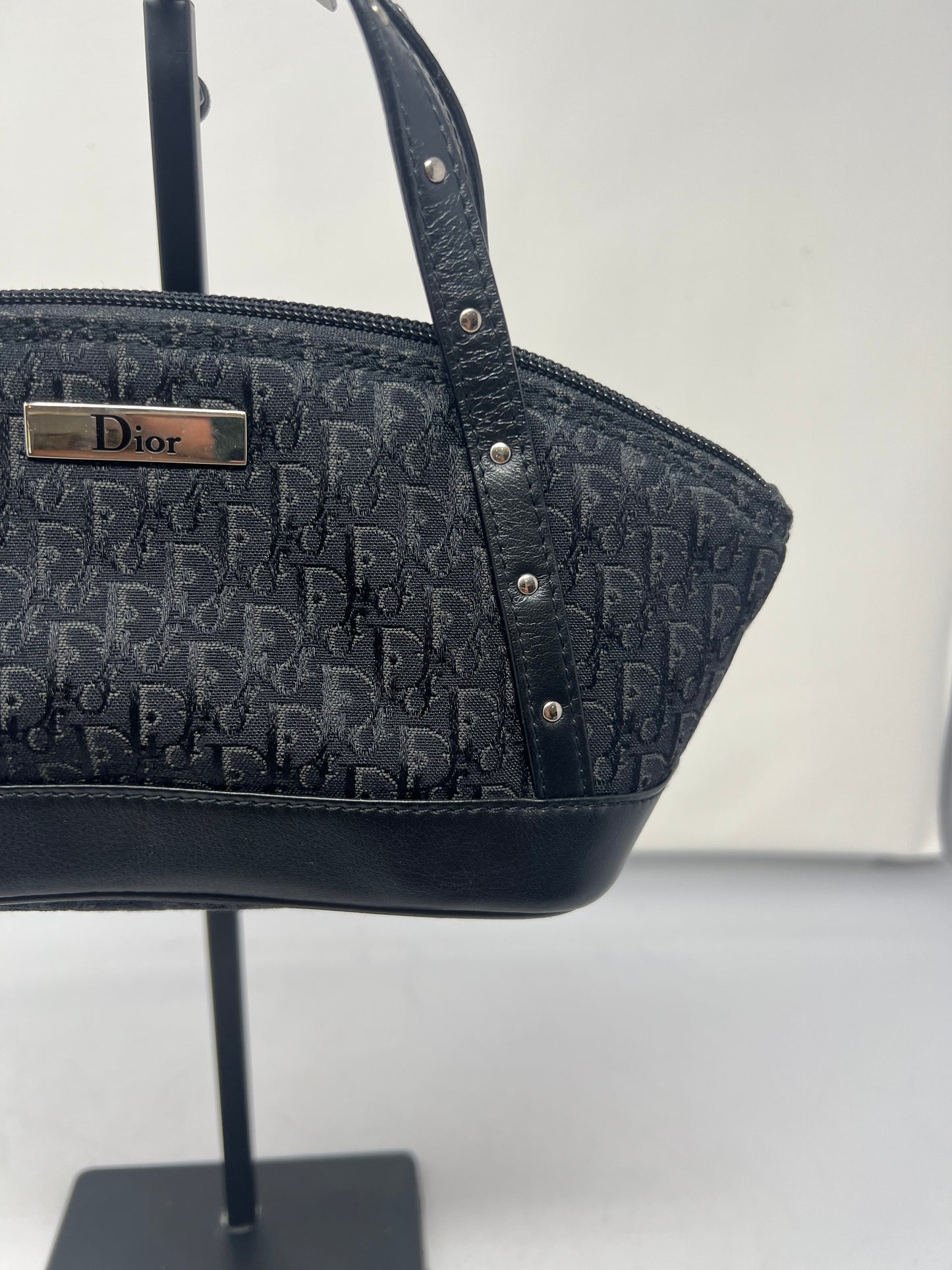 Christian Dior Street Chic Trotter