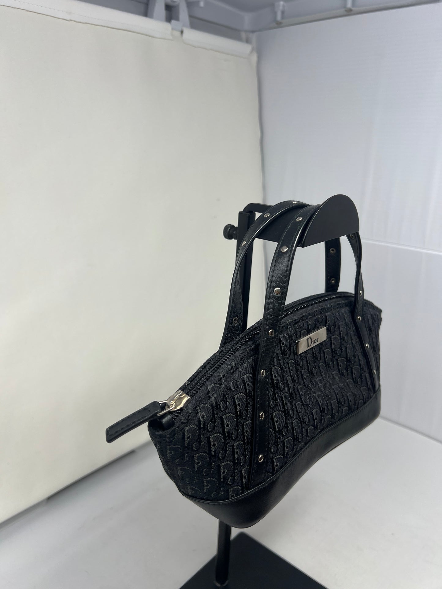 Christian Dior Street Chic Trotter