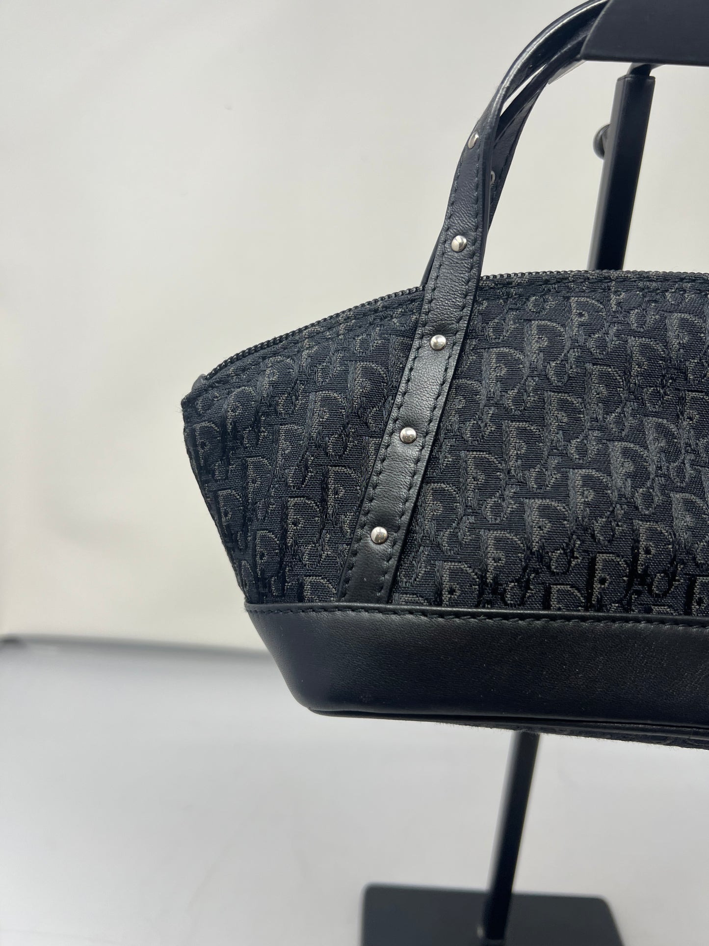 Christian Dior Street Chic Trotter