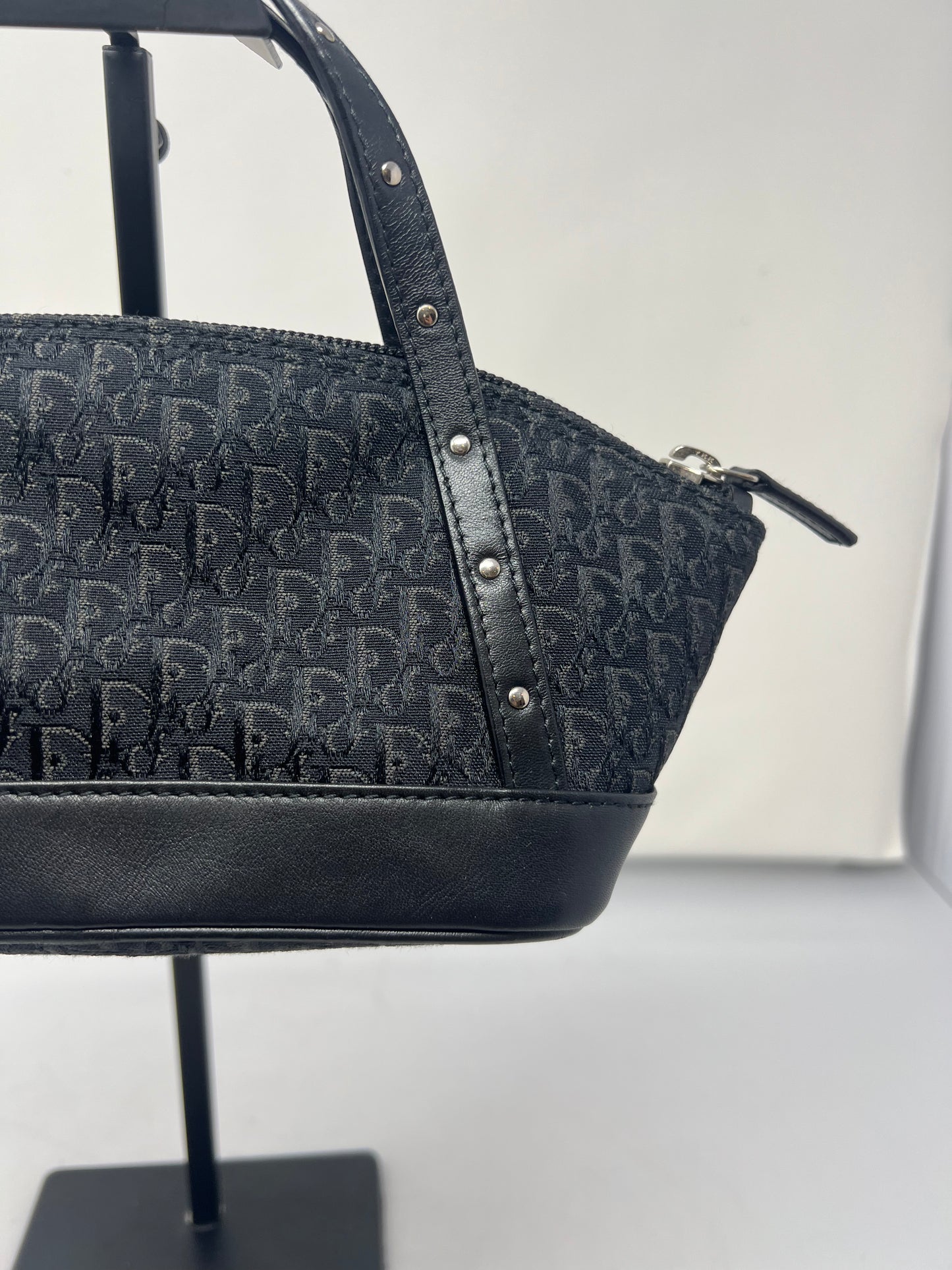 Christian Dior Street Chic Trotter