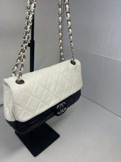 Chanel Flap Black/White Leather Crossbody Bag