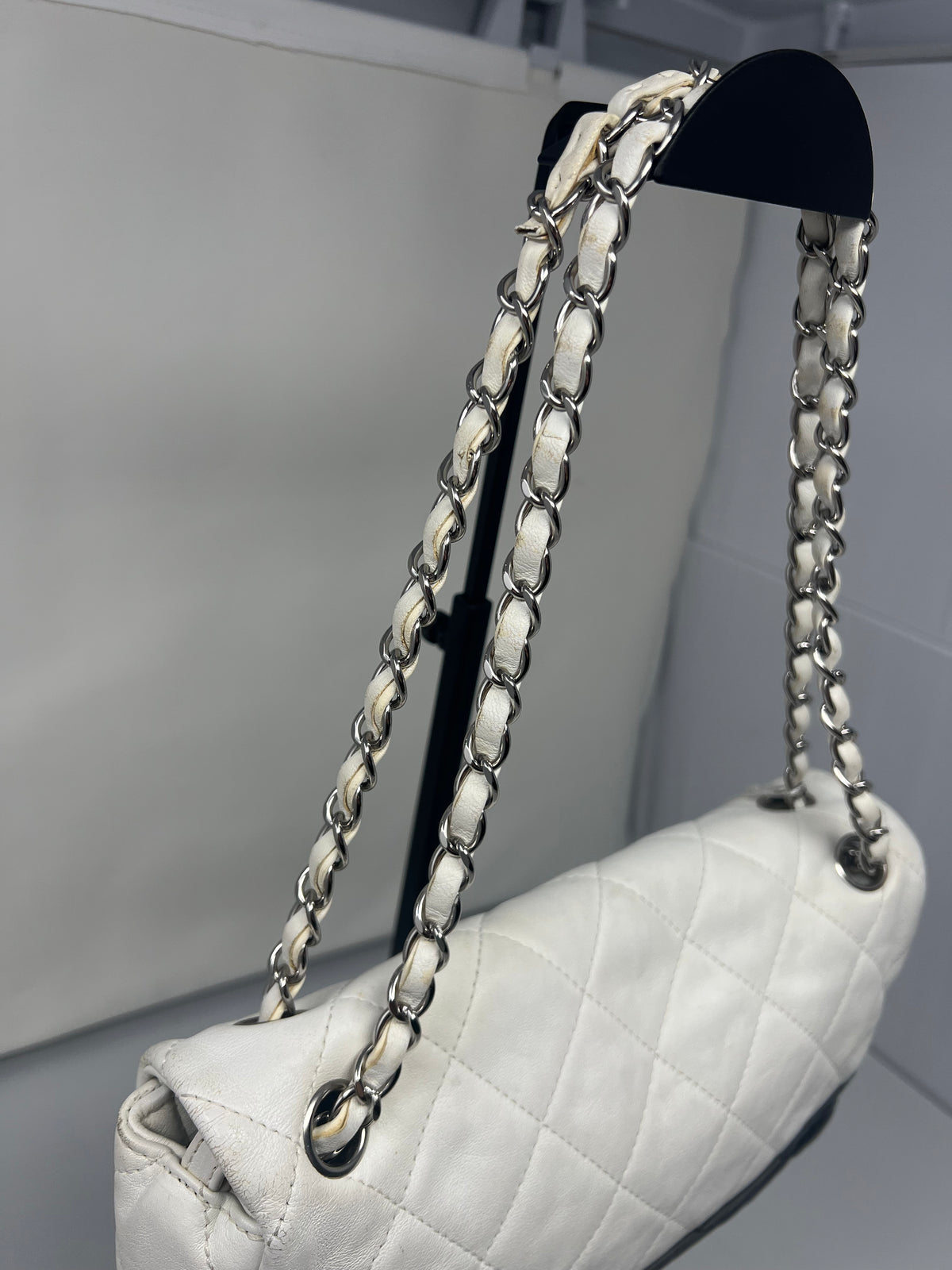 Chanel Flap Black/White Leather Crossbody Bag