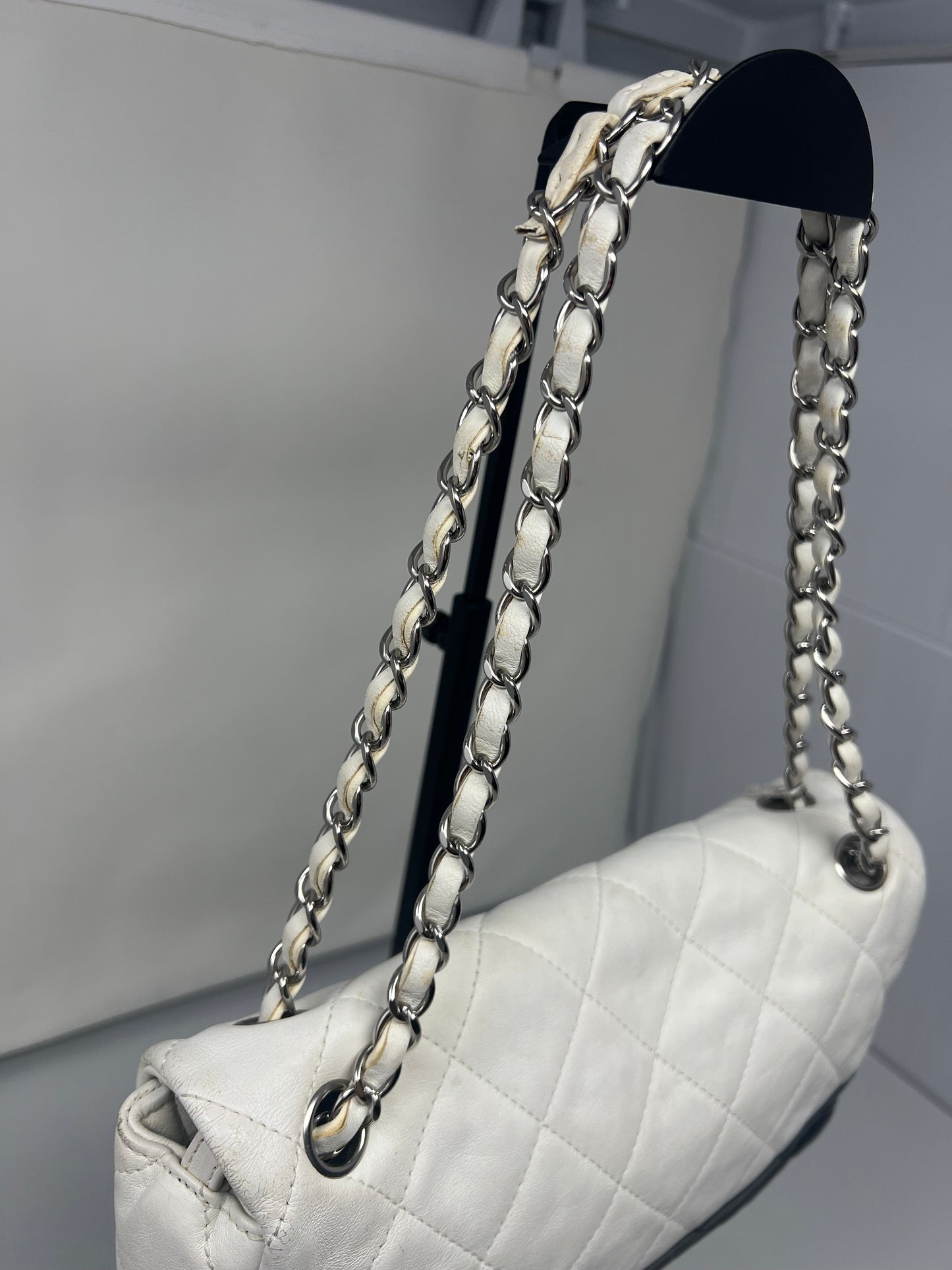 Chanel Flap Black/White Leather Crossbody Bag