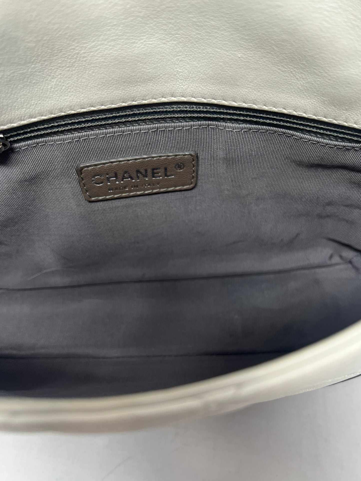 Chanel Flap Black/White Leather Crossbody Bag