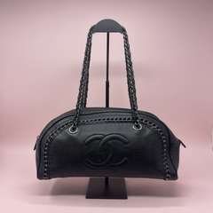 Chanel Luxe Ligne Bowler bag