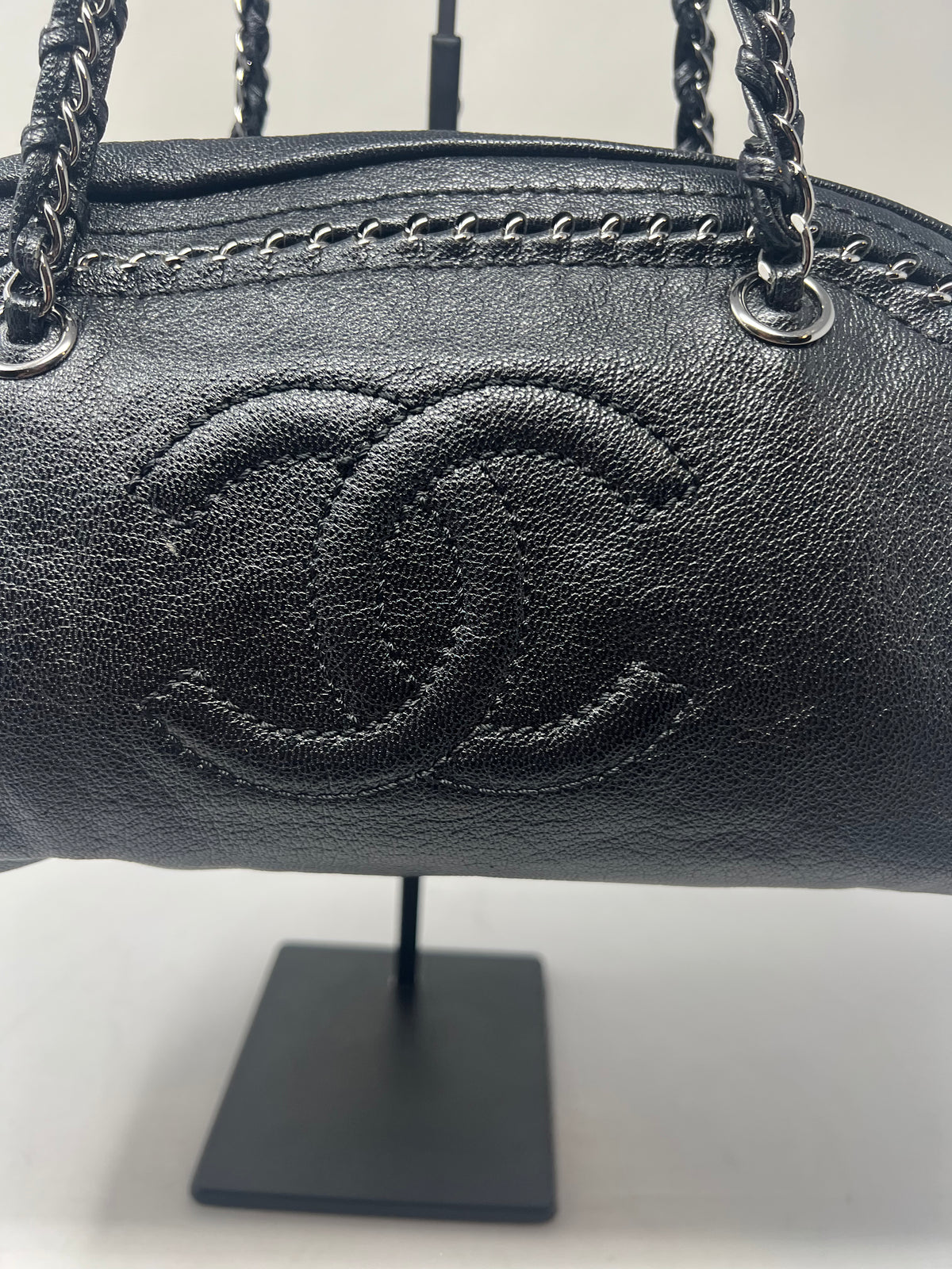 Chanel Luxe Ligne Bowler bag
