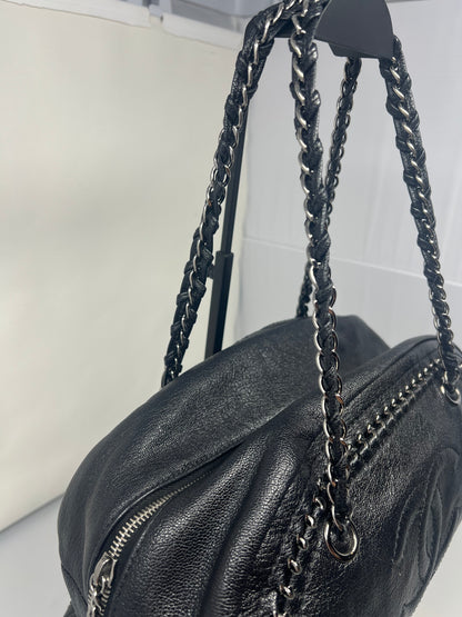 Chanel Luxe Ligne Bowler bag