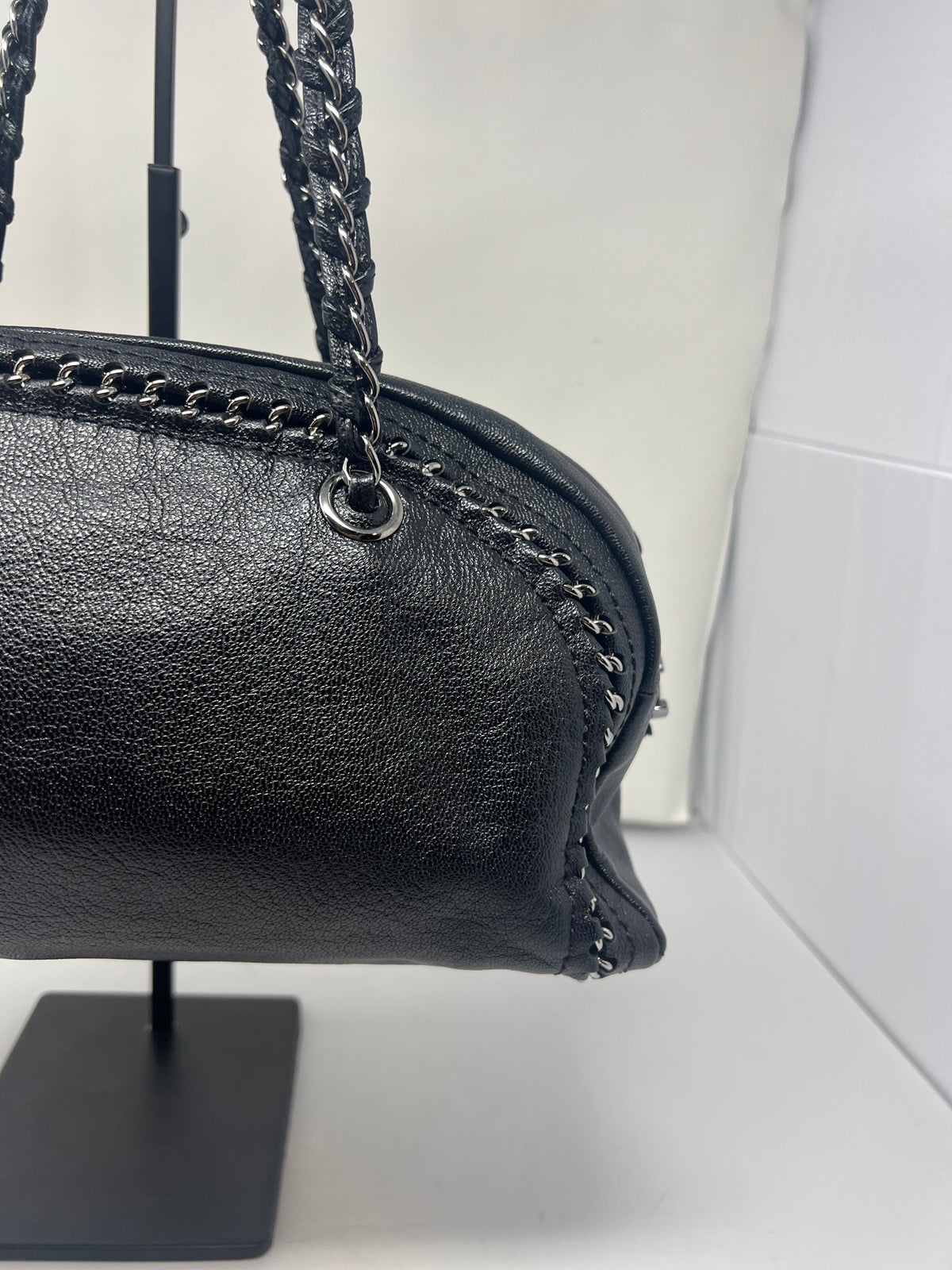 Chanel Luxe Ligne Bowler bag