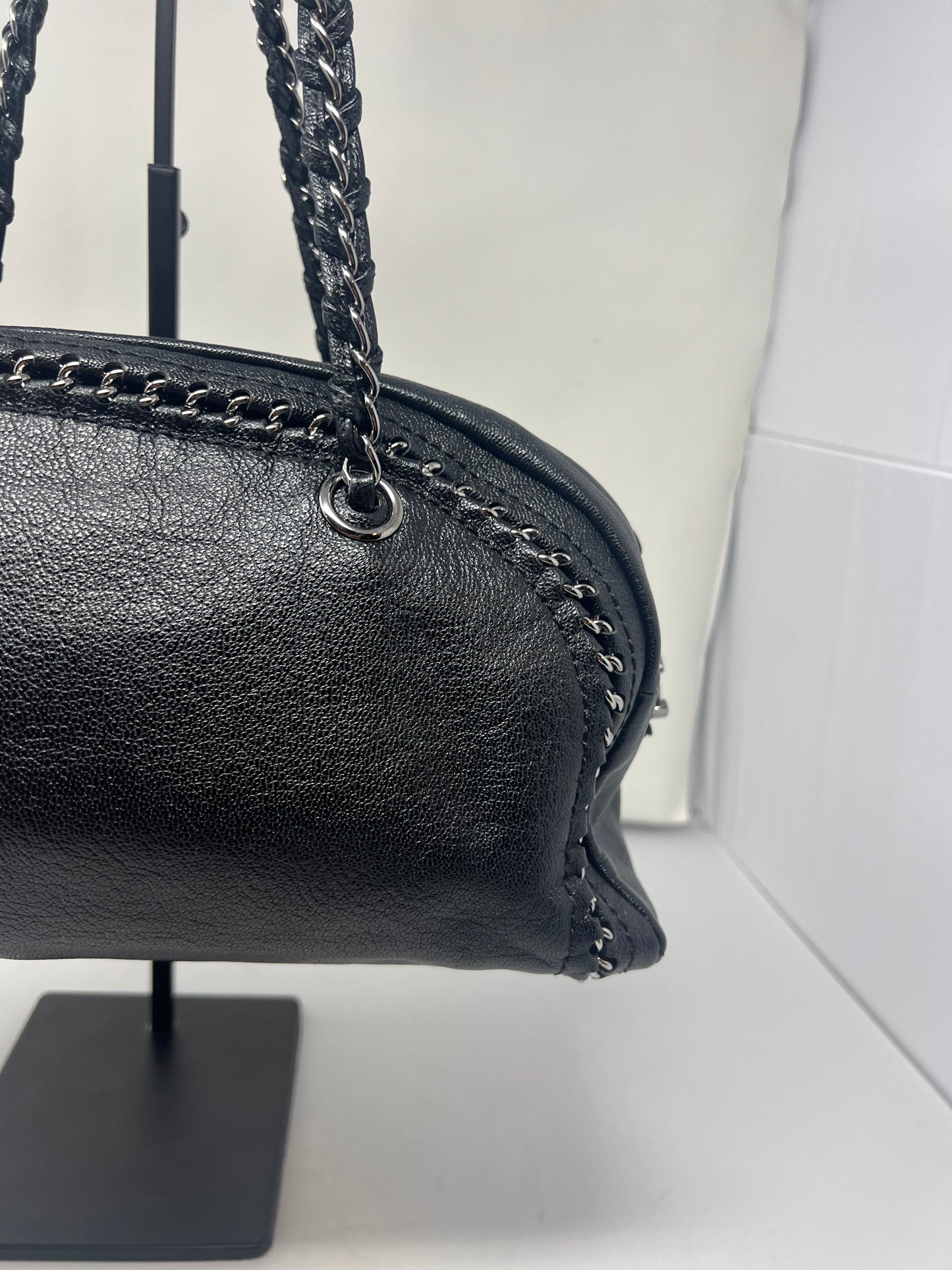 Chanel Luxe Ligne Bowler bag