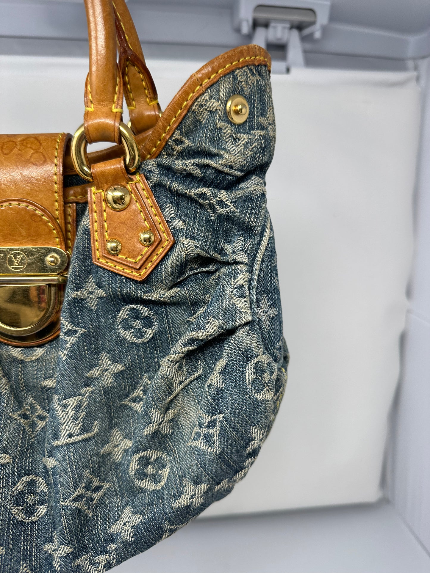 Louis Vuitton Monogram Denim Pleaty