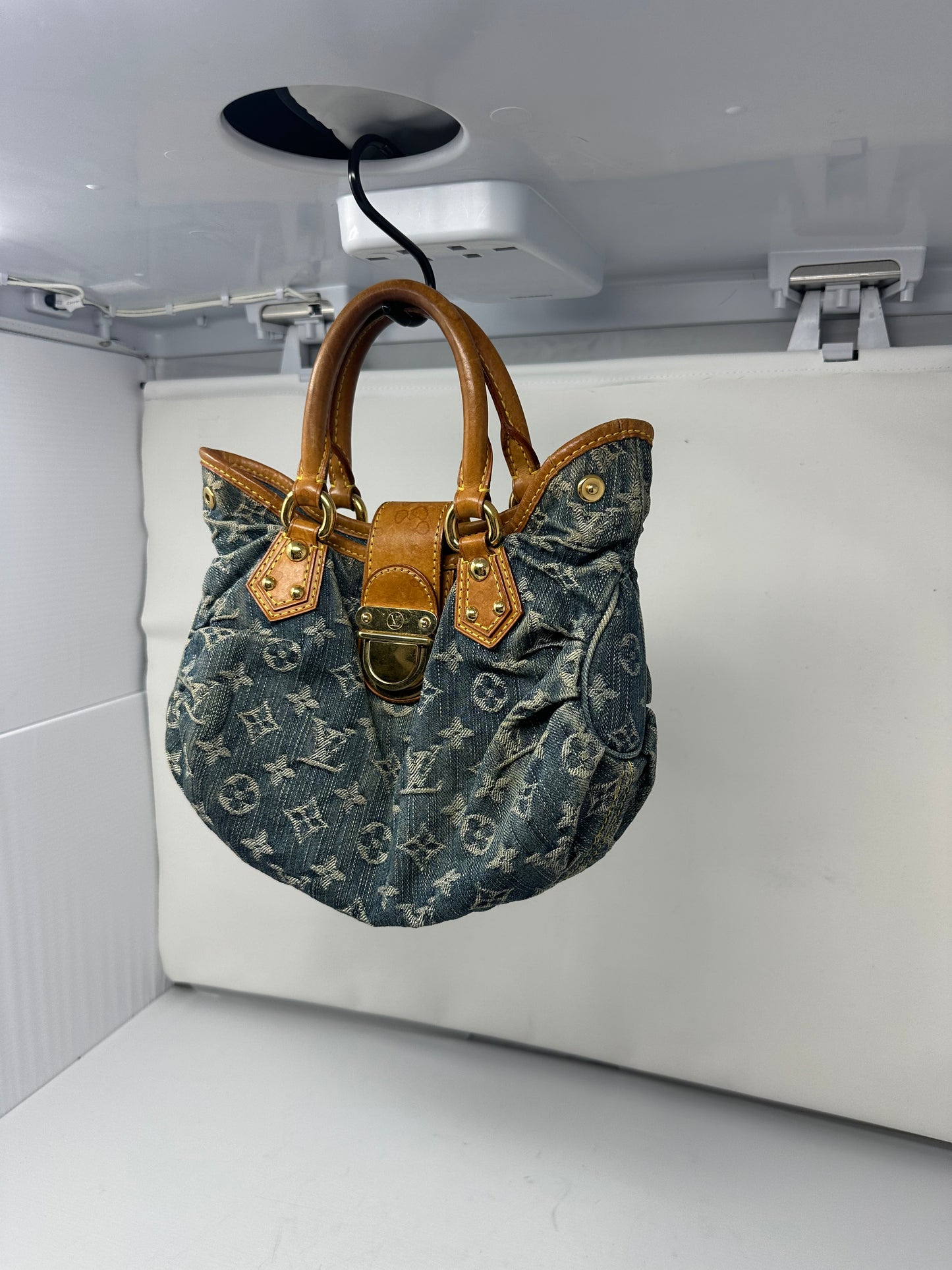 Louis Vuitton Monogram Denim Pleaty