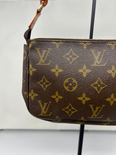 Louis Vuitton Monogram pochette