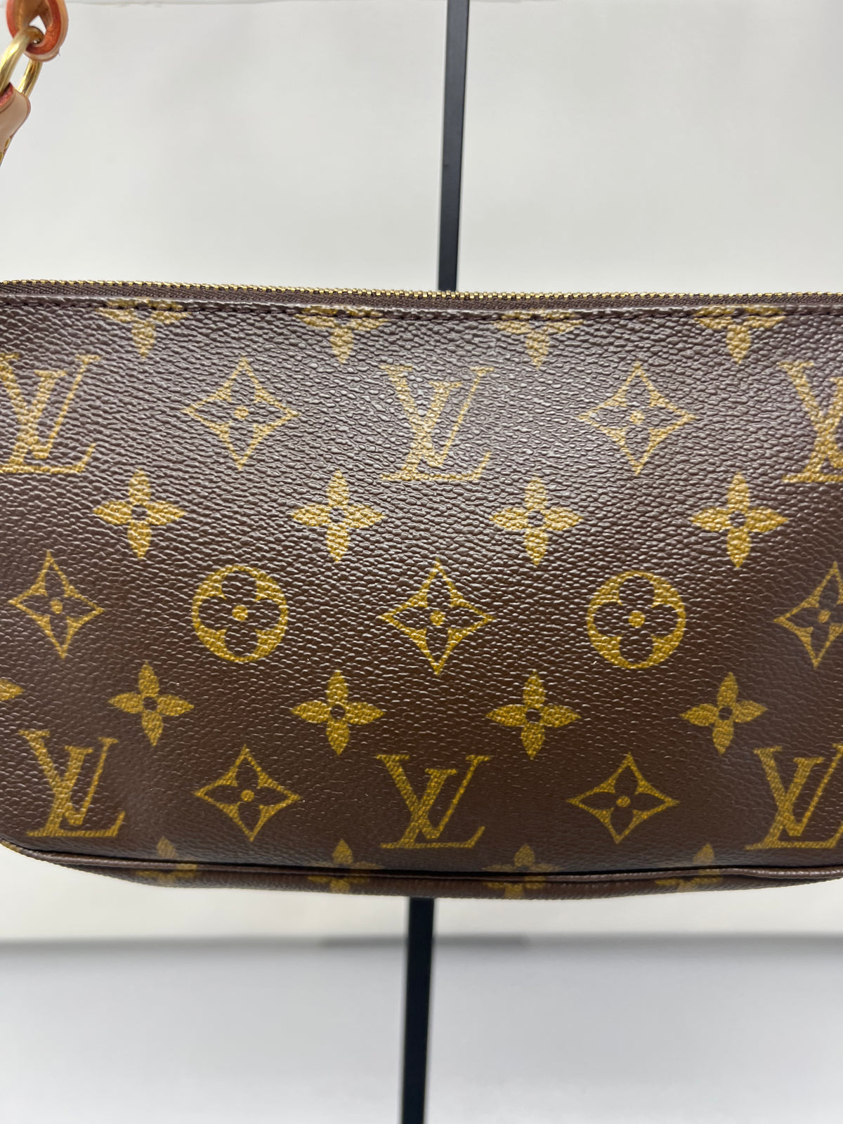 Louis Vuitton Monogram pochette