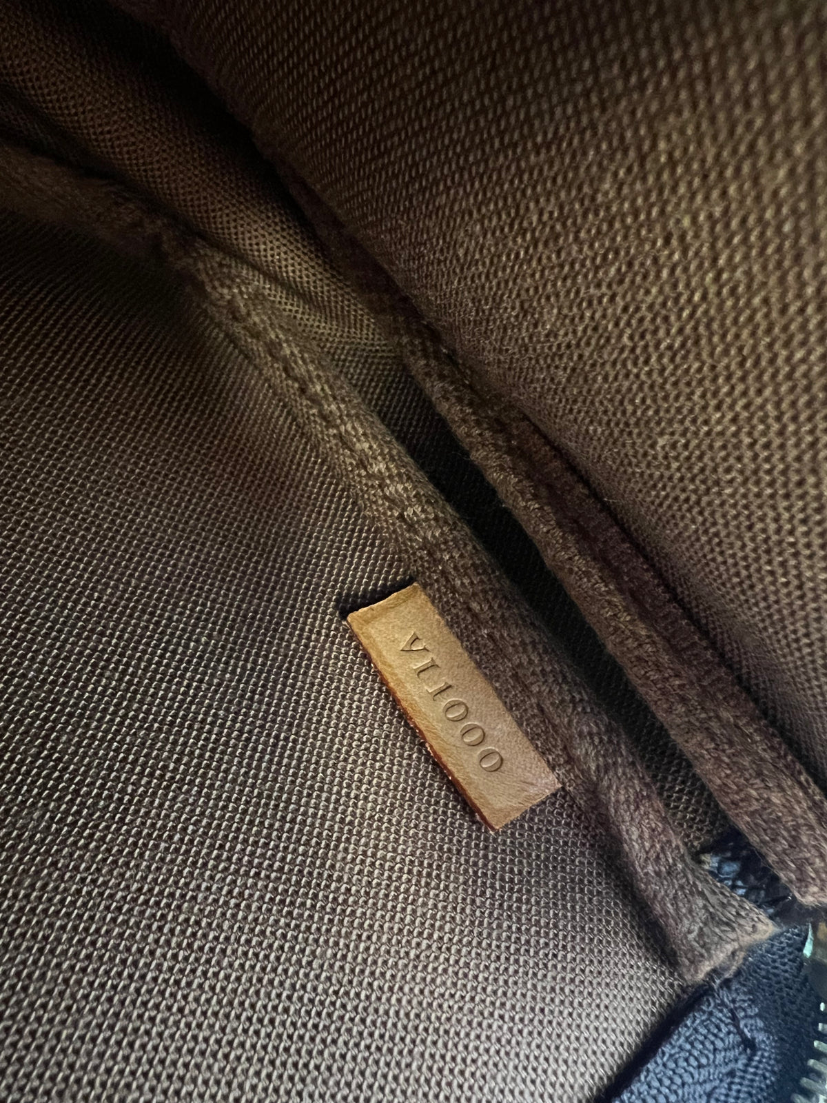Louis Vuitton Monogram pochette