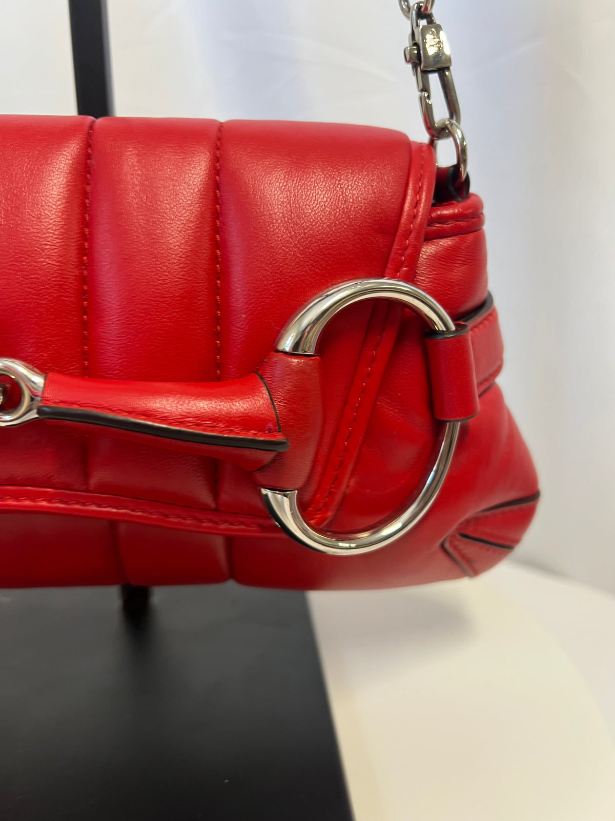Gucci Horsebit Chain Shoulder Bag Red Quilted Leather