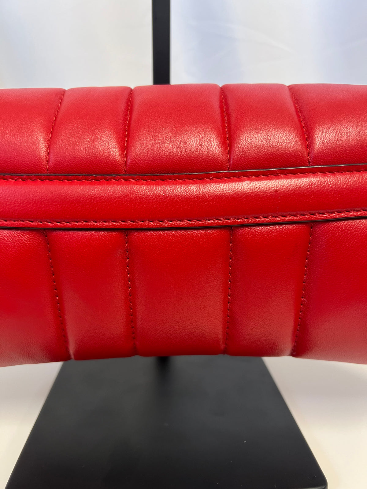 Gucci Horsebit Chain Shoulder Bag Red Quilted Leather