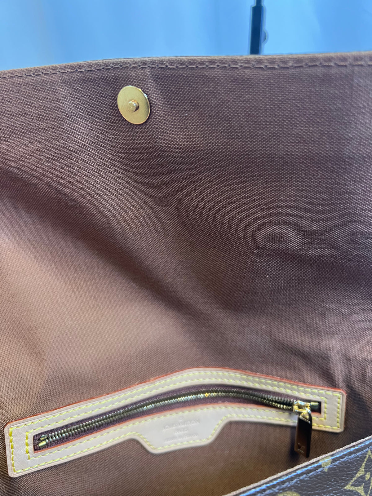 Louis Vuitton Monogram Looping
