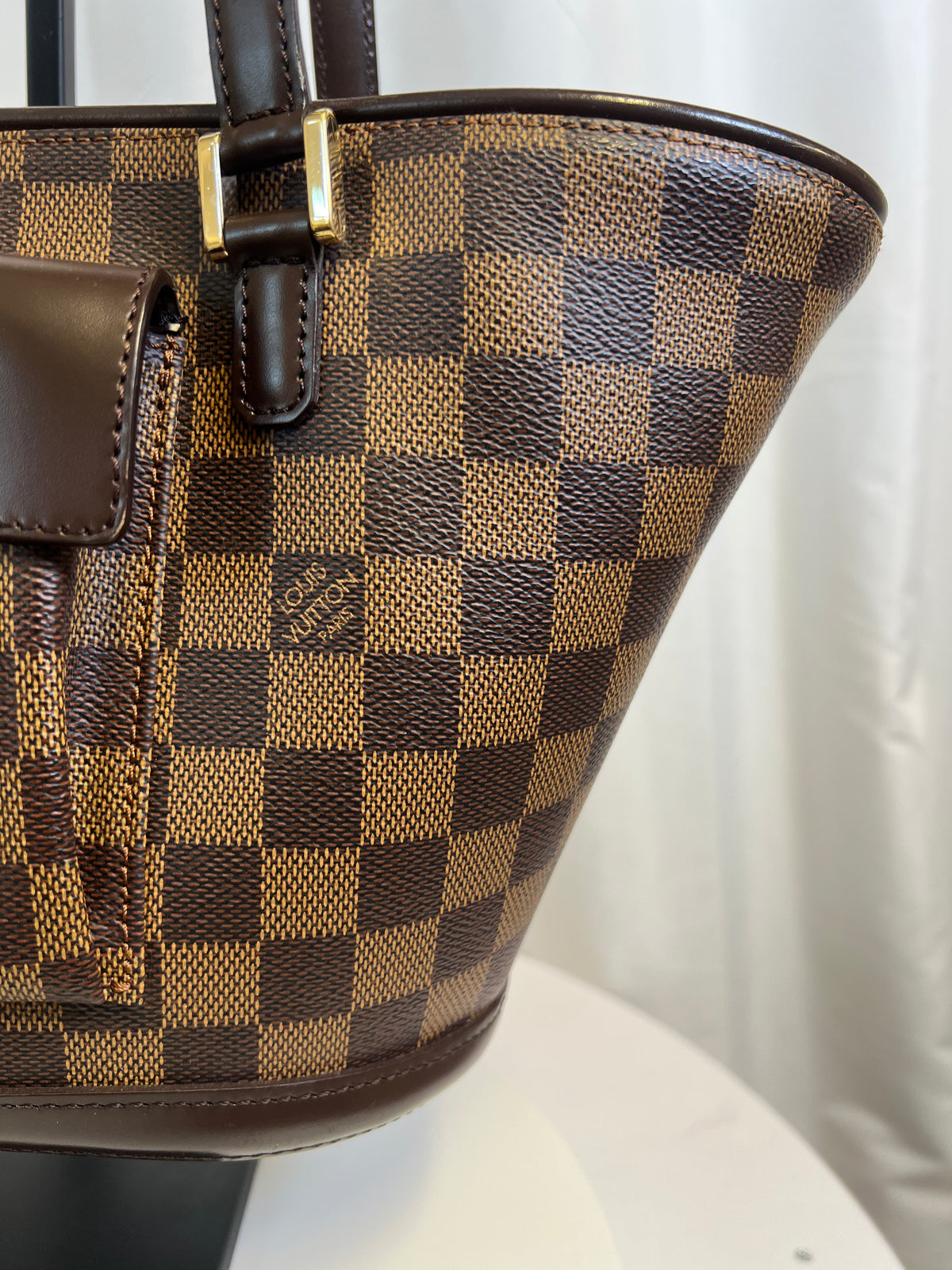 Louis Vuitton Damier Manoscque