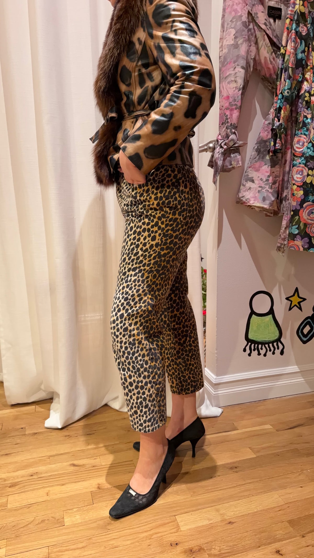 Dolce & Gabbana Leopard Print Cropped Pants