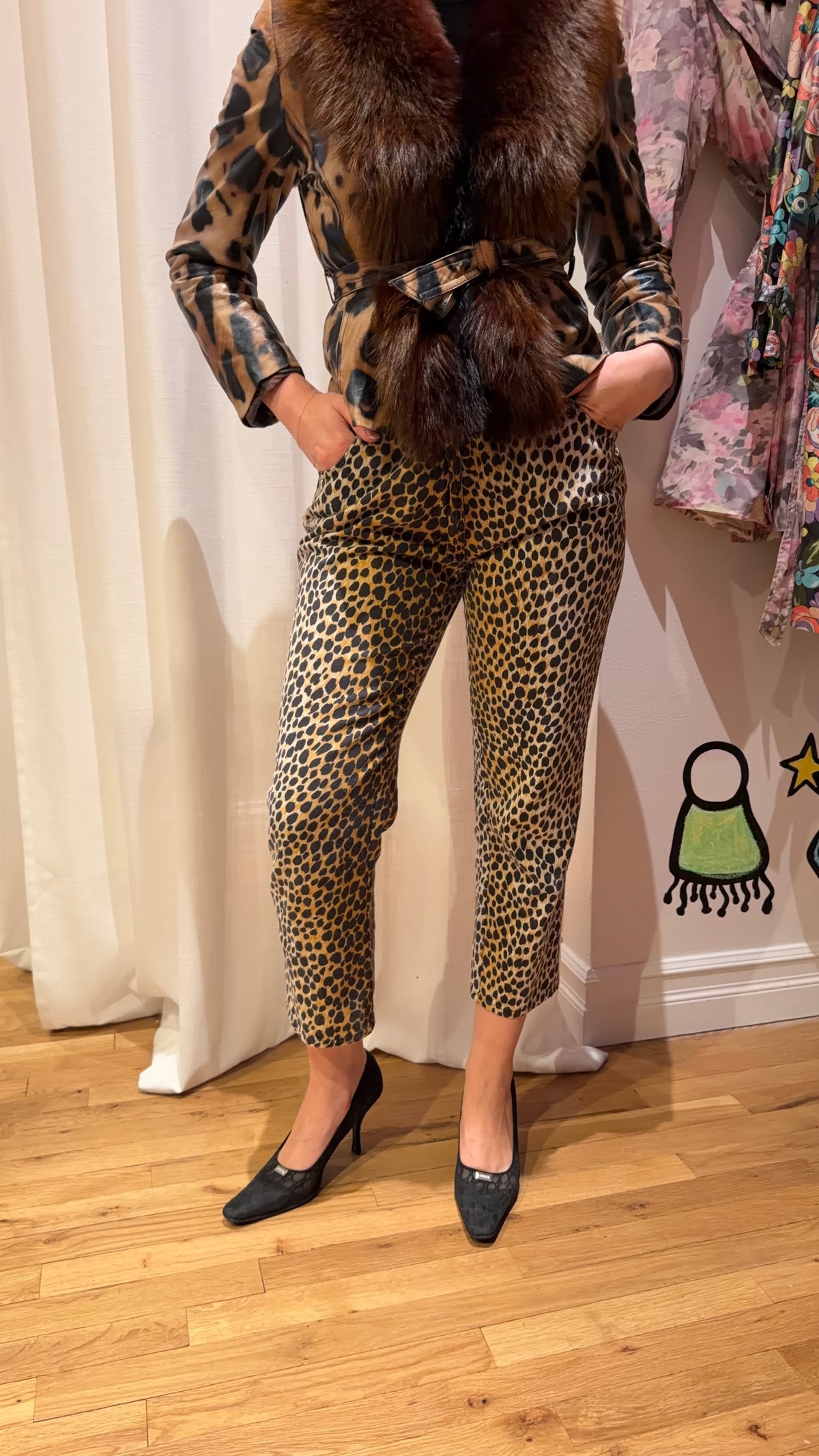 Dolce & Gabbana Leopard Print Cropped Pants