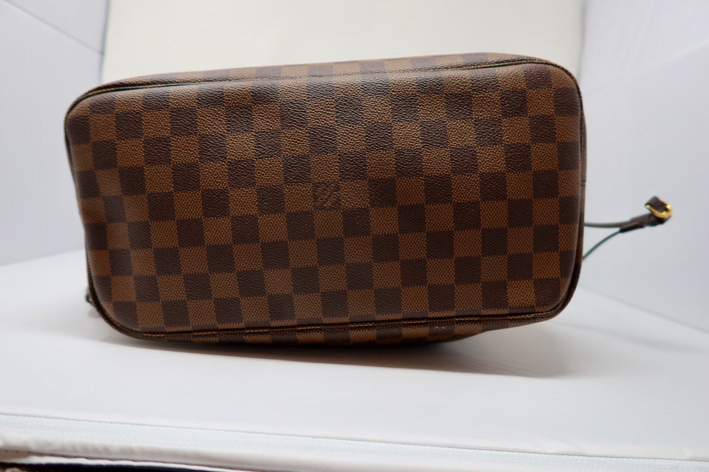 Louis Vuitton Damier Ebene Neverfull Tote Bag