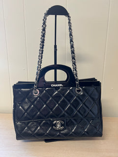 CHANEL Delivery Tote in Glazed Black