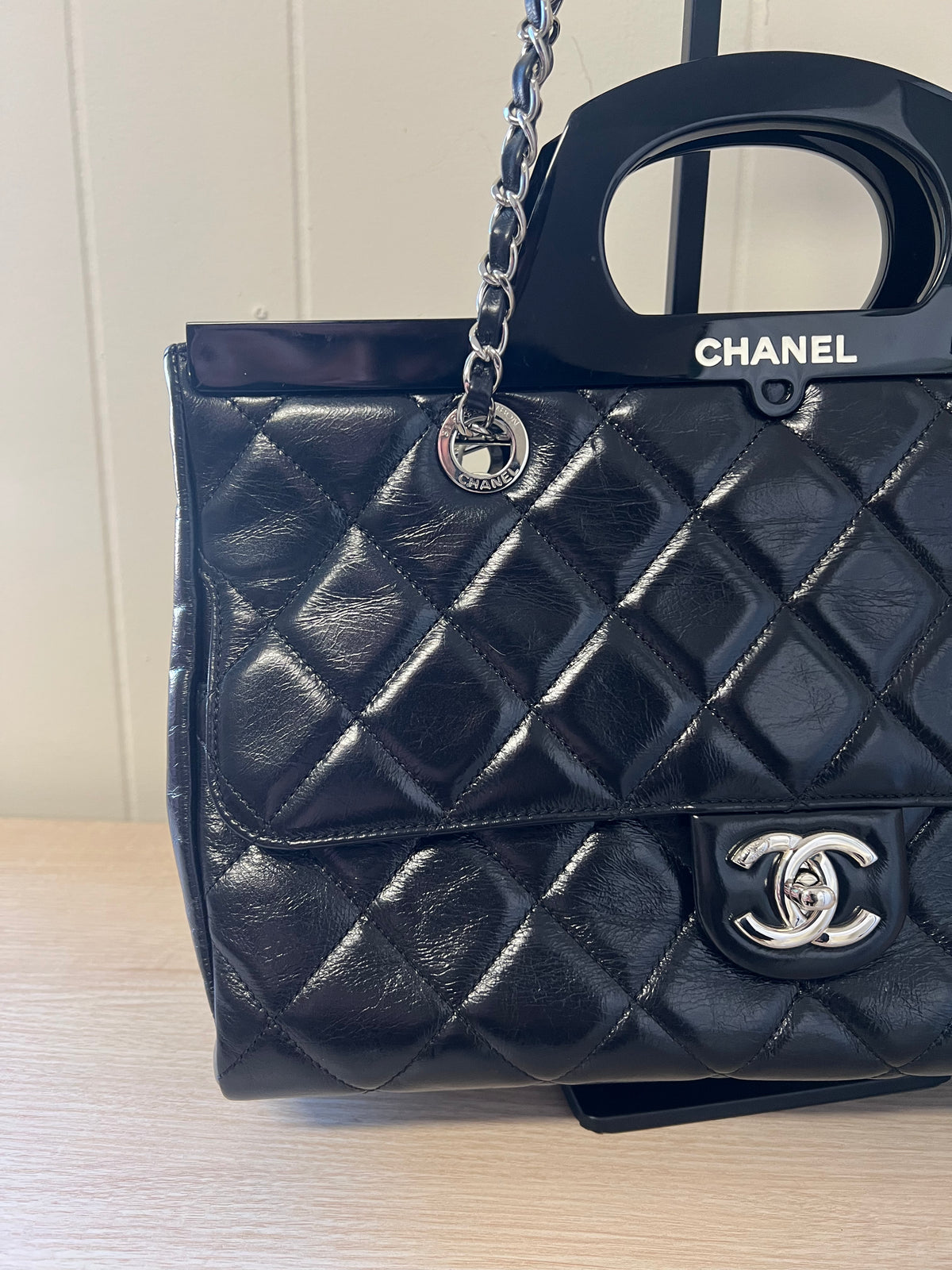 CHANEL Delivery Tote in Glazed Black