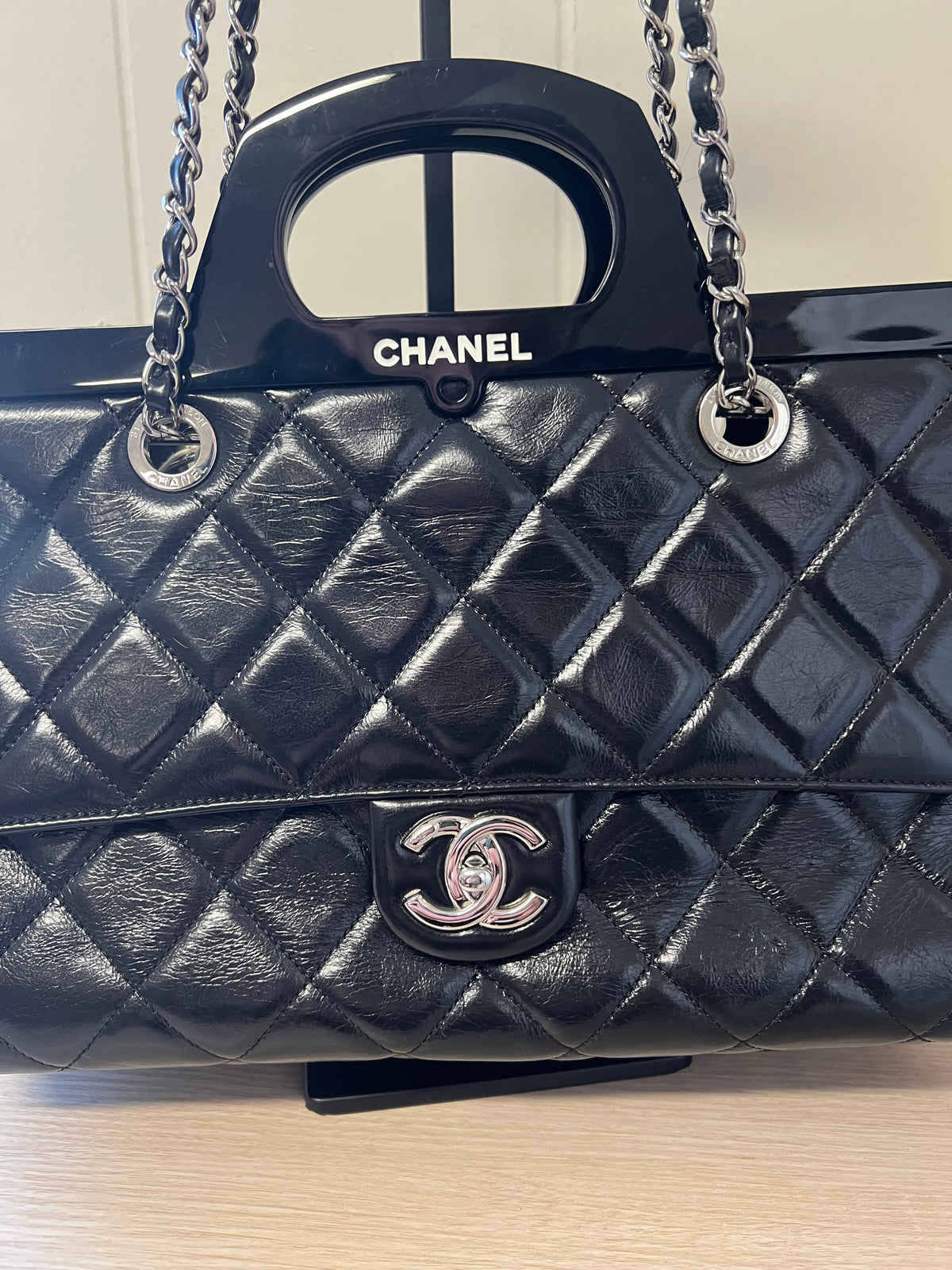 CHANEL Delivery Tote in Glazed Black