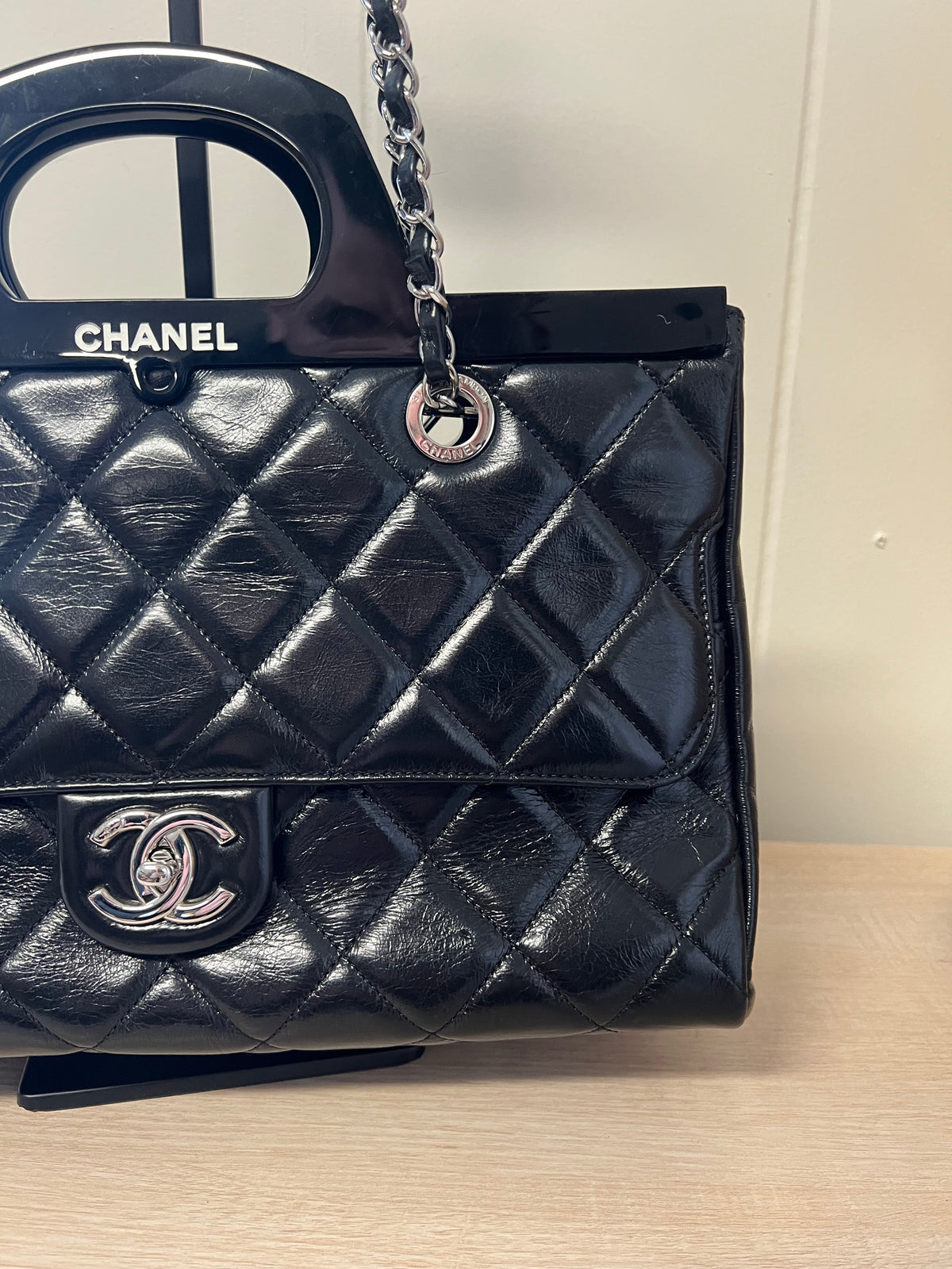 CHANEL Delivery Tote in Glazed Black