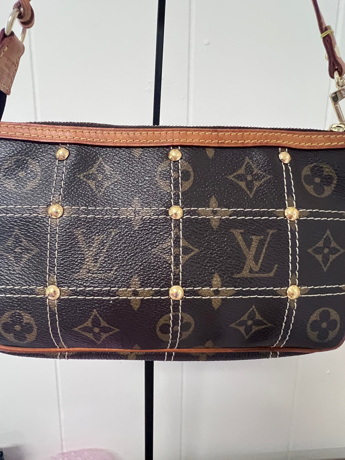 Louis Vuitton Monogram Riveting Pochette Accessoires