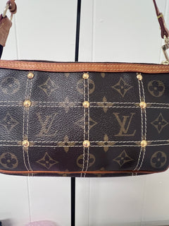 Louis Vuitton Monogram Riveting Pochette Accessoires