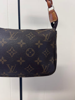 Louis Vuitton Monogram Pochette
