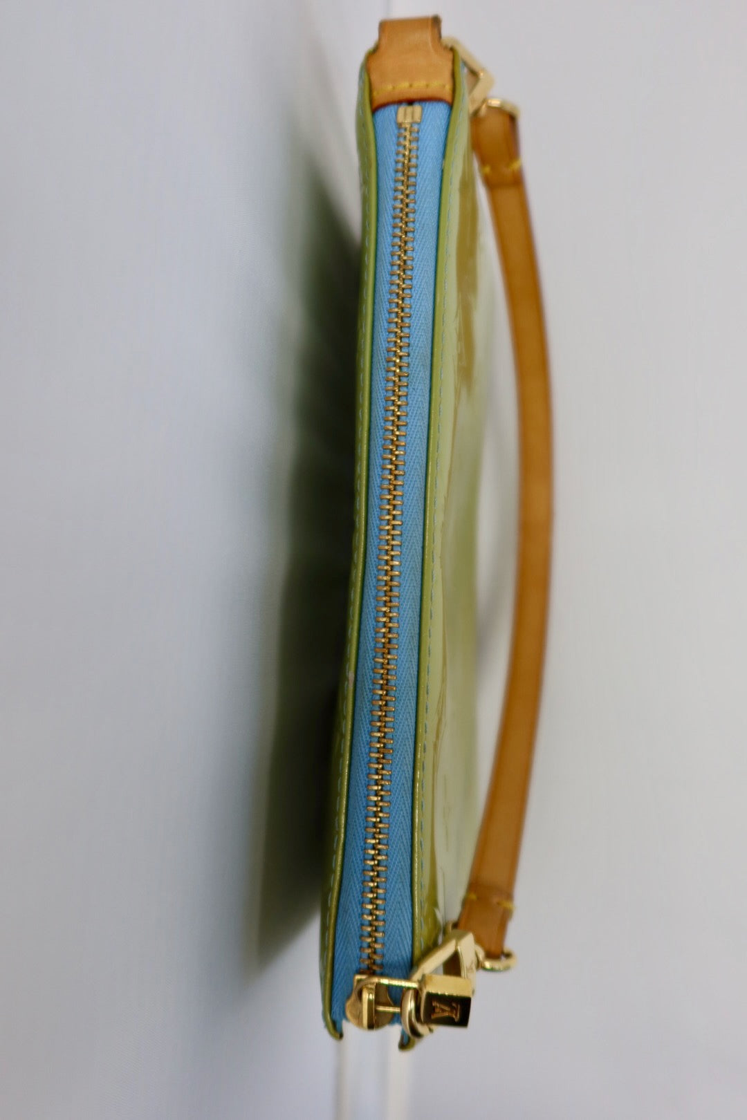 Louis Vuitton Vernis Lexington Pochette Green