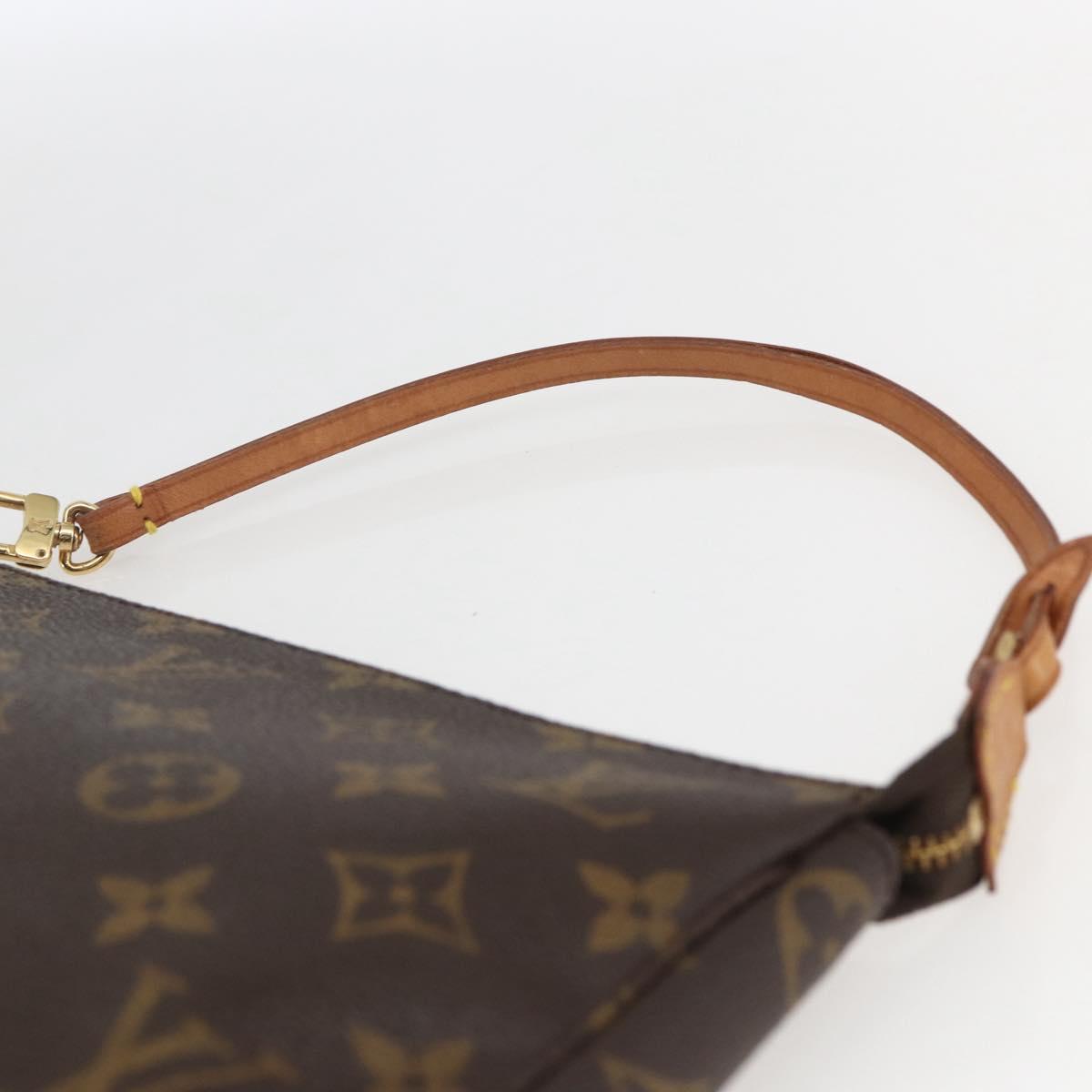 #66 Louis Vuitton Monogram Pochette