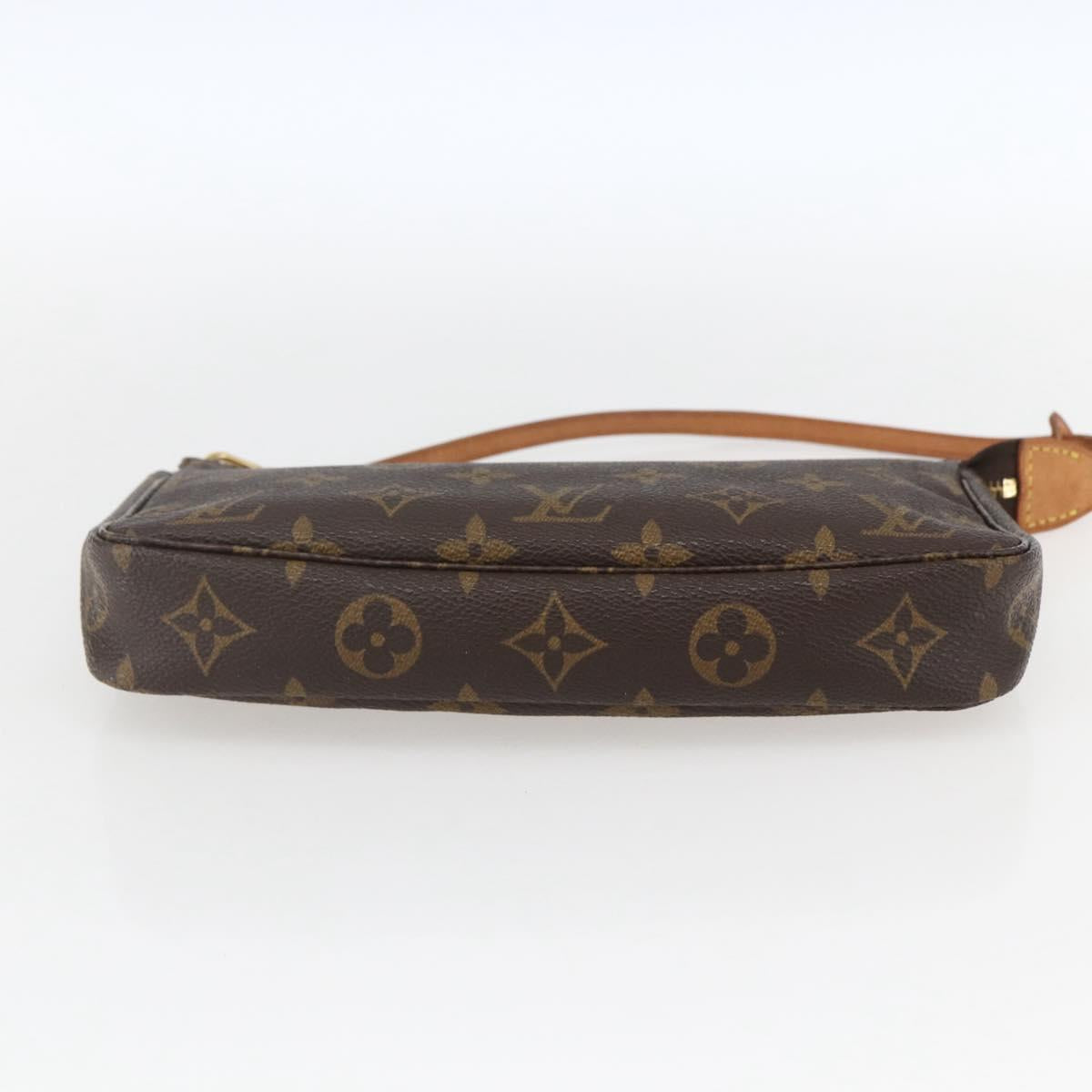 #66 Louis Vuitton Monogram Pochette