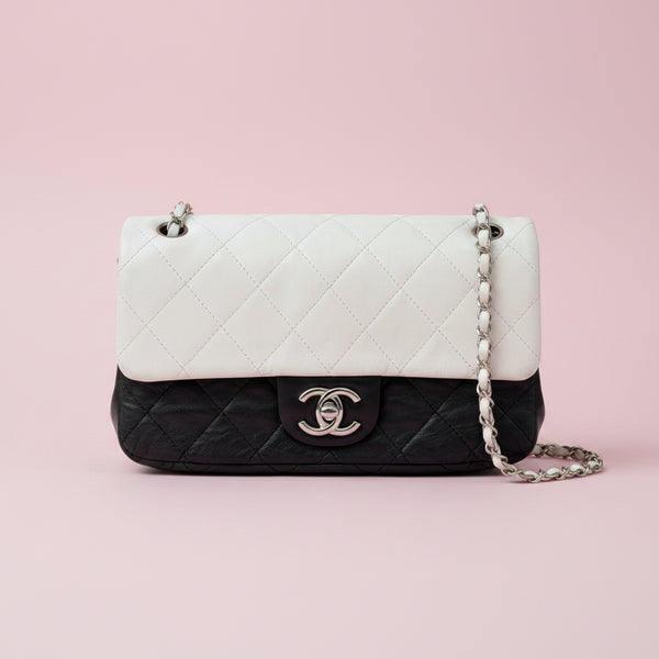 Chanel Flap Black/White Leather Crossbody Bag