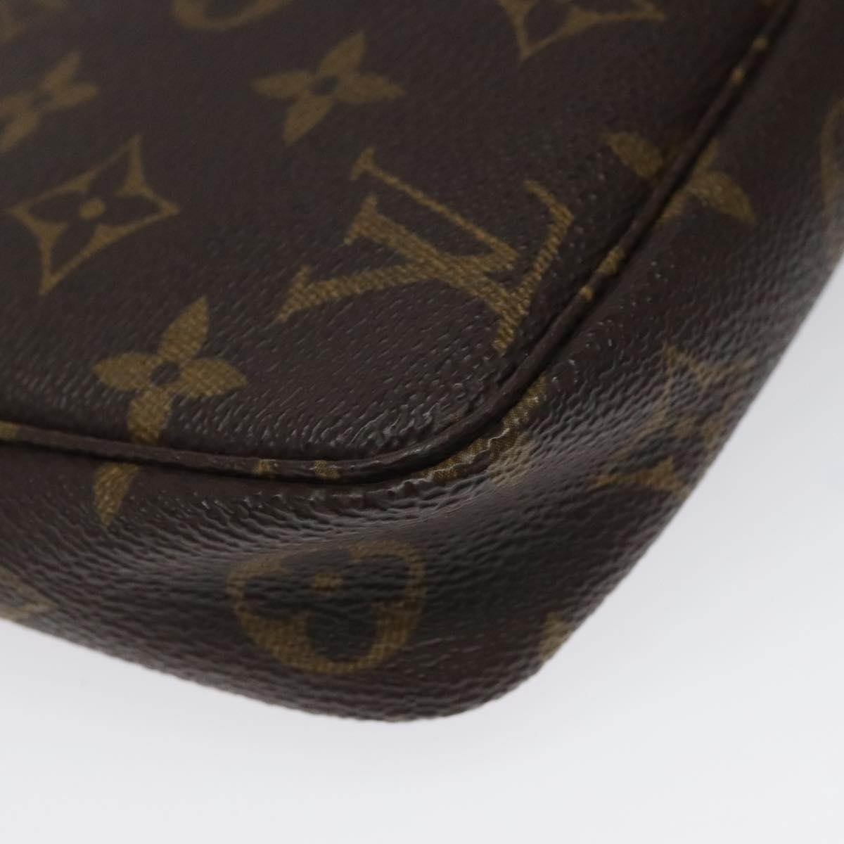 LOUIS VUITTON Monogram Pochette 2